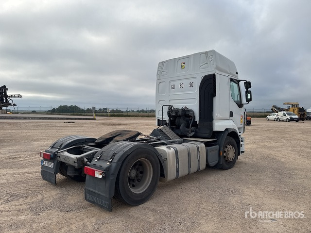 2006 Renault Premium 440 DXi 4x2 Tracteur Routier Cabine Cou ... S/A Sleeper Truck Tractor - Камион влекач: слика 3 2006 Renault Premium 440 DXi 4x2 Tracteur Routier Cabine Cou ... S/A Sleeper Truck Tractor - Камион влекач: слика 3