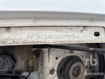 PEUGEOT PARTNER Vehicule Utilitaire - Товарно комбе: слика 5 PEUGEOT PARTNER Vehicule Utilitaire - Товарно комбе: слика 5