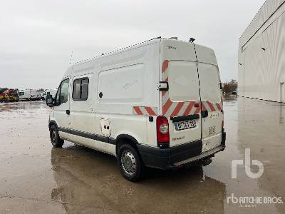 RENAULT MASTER Vehicule Utilitaire - Товарно комбе: слика 2 RENAULT MASTER Vehicule Utilitaire - Товарно комбе: слика 2
