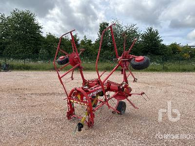 SIP SPIDER 555 PRO 5500 mm 3-Point Rotor Faneuse - Превртувач и гребло: слика 1 SIP SPIDER 555 PRO 5500 mm 3-Point Rotor Faneuse - Превртувач и гребло: слика 1