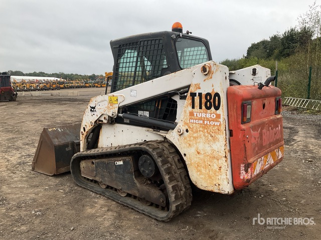 2005 Bobcat T180 High Flow Skid Steer Loader - Компактен натоварувач: слика 4 2005 Bobcat T180 High Flow Skid Steer Loader - Компактен натоварувач: слика 4