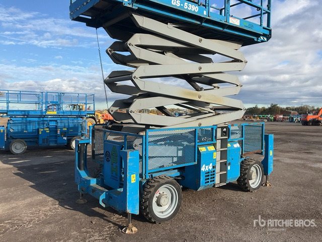 2007 Genie GS-5390 4x4 Diesel Scissor Lift - Кревач ножица: слика 5 2007 Genie GS-5390 4x4 Diesel Scissor Lift - Кревач ножица: слика 5