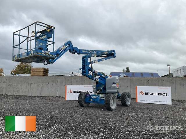 2008 Genie Z45/25 4WD Diesel Articulating Boom Lift - Дигачка зглобна платформа: слика 1 2008 Genie Z45/25 4WD Diesel Articulating Boom Lift - Дигачка зглобна платформа: слика 1