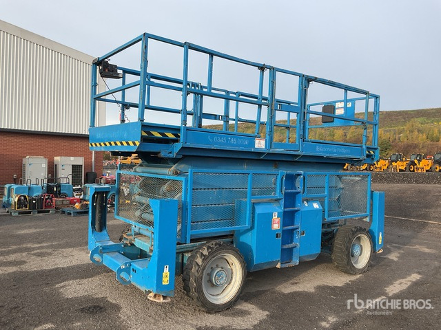 2010 Genie GS5390 4x4 Diesel Scissor Lift - Кревач ножица: слика 2 2010 Genie GS5390 4x4 Diesel Scissor Lift - Кревач ножица: слика 2