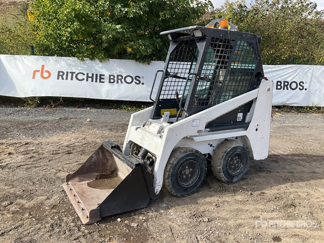 2014 Bobcat S70 Skid Steer Loader - Компактен натоварувач: слика 2 2014 Bobcat S70 Skid Steer Loader - Компактен натоварувач: слика 2
