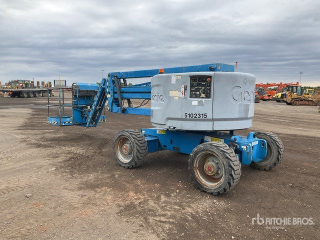 2014 Genie Z45/25J 4WD Diesel Articulating Boom Lift - Дигачка зглобна платформа: слика 3 2014 Genie Z45/25J 4WD Diesel Articulating Boom Lift - Дигачка зглобна платформа: слика 3
