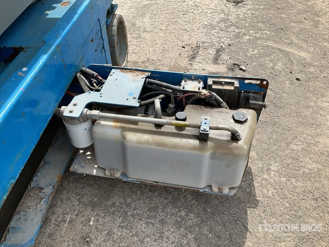 2015 Genie GS-4047 Electric (Inoperable) Scissor Lift - Кревач ножица: слика 5 2015 Genie GS-4047 Electric (Inoperable) Scissor Lift - Кревач ножица: слика 5