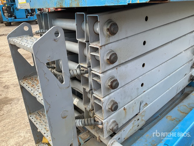 2015 Genie GS-4047 Electric (Inoperable) Scissor Lift - Кревач ножица: слика 5 2015 Genie GS-4047 Electric (Inoperable) Scissor Lift - Кревач ножица: слика 5