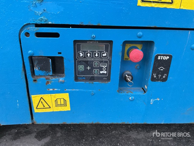 2015 Genie GS4047 Electric Scissor Lift - Кревач ножица: слика 5 2015 Genie GS4047 Electric Scissor Lift - Кревач ножица: слика 5