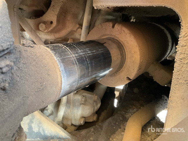 2015 Komatsu HM300-3 Articulated Dump Truck - Зглобен истоварувач: слика 5 2015 Komatsu HM300-3 Articulated Dump Truck - Зглобен истоварувач: слика 5