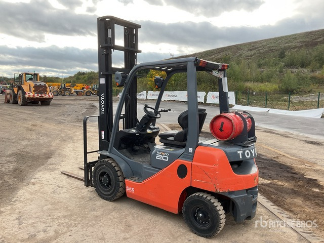 2015 Toyota 02-8FGF20 2015 Toyota 8FG20 Forklift Forklift - Плински вилушкар: слика 3 2015 Toyota 02-8FGF20 2015 Toyota 8FG20 Forklift Forklift - Плински вилушкар: слика 3