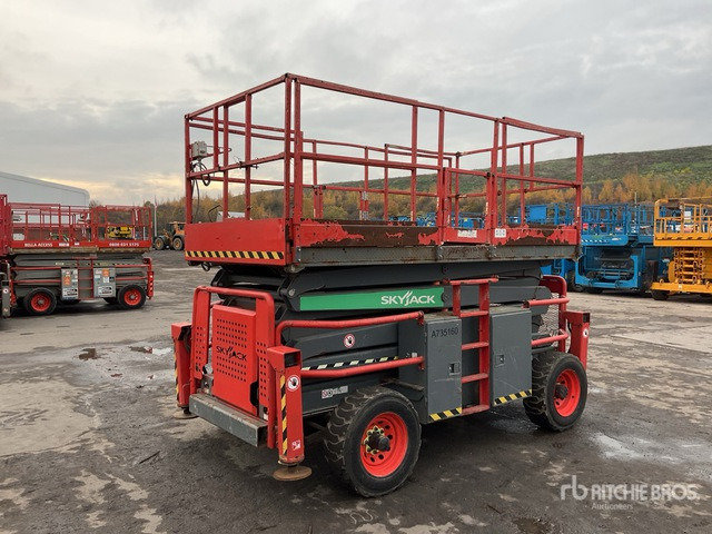 2016 Skyjack SJ8841 4x4 Diesel Scissor Lift - Кревач ножица: слика 3 2016 Skyjack SJ8841 4x4 Diesel Scissor Lift - Кревач ножица: слика 3