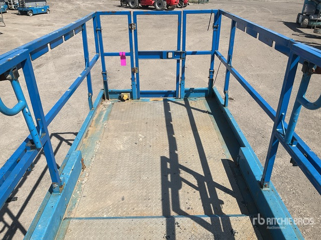 2017 Genie GS3369 4x4 Diesel Scissor Lift - Кревач ножица: слика 5 2017 Genie GS3369 4x4 Diesel Scissor Lift - Кревач ножица: слика 5