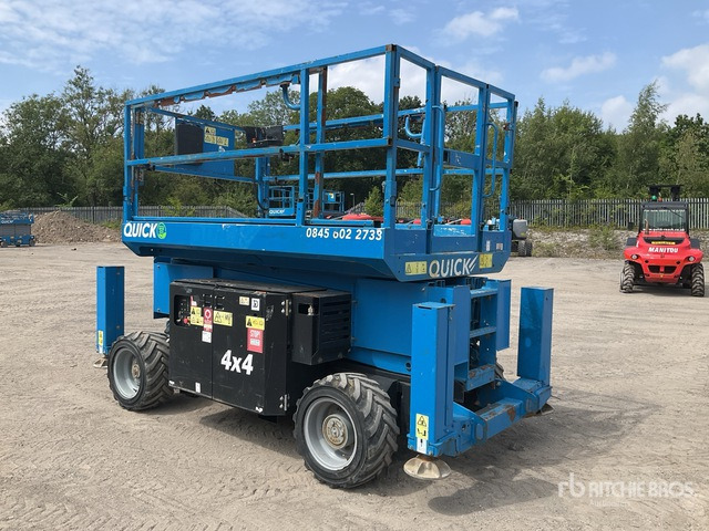 2017 Genie GS3369 4x4 Diesel Scissor Lift - Кревач ножица: слика 4 2017 Genie GS3369 4x4 Diesel Scissor Lift - Кревач ножица: слика 4
