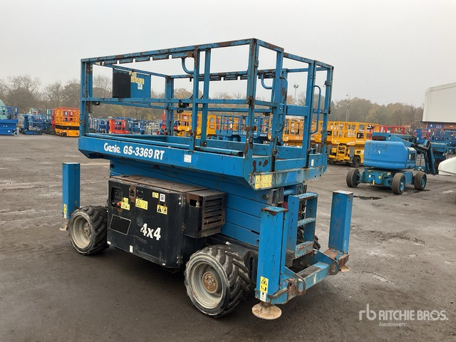 2018 Genie GS3369RT 4x4 Diesel Scissor Lift - Кревач ножица: слика 4 2018 Genie GS3369RT 4x4 Diesel Scissor Lift - Кревач ножица: слика 4
