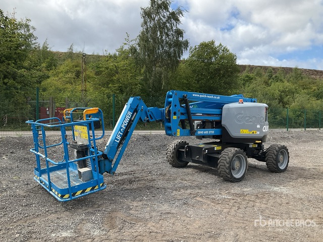 2021 Genie Z45 4WD Diesel Articulating Boom Lift - Дигачка зглобна платформа: слика 2 2021 Genie Z45 4WD Diesel Articulating Boom Lift - Дигачка зглобна платформа: слика 2