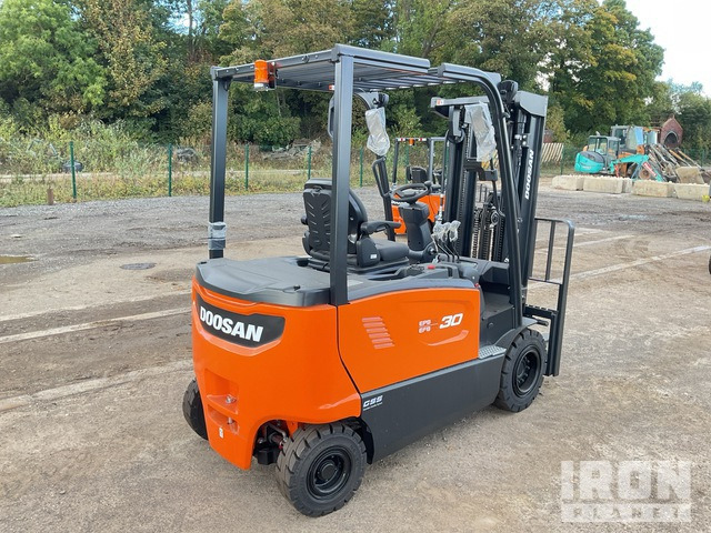 2023 Doosan B30X-7 PLUS 2023 Doosan B30X-7 PLUS 3000 kg Electric Forklift (Unused) Electric Forklift - Електричен вилушкар: слика 4 2023 Doosan B30X-7 PLUS 2023 Doosan B30X-7 PLUS 3000 kg Electric Forklift (Unused) Electric Forklift - Електричен вилушкар: слика 4