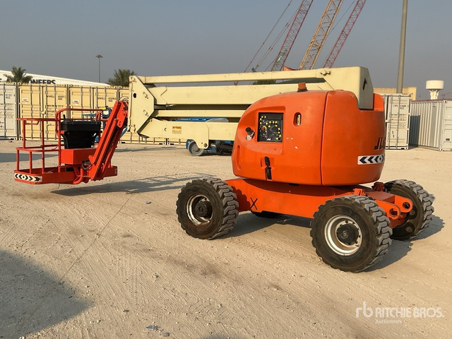 2002 JLG 450AJ Series ll 4WD Diesel Articulating Boom Lift - Дигачка зглобна платформа: слика 3 2002 JLG 450AJ Series ll 4WD Diesel Articulating Boom Lift - Дигачка зглобна платформа: слика 3