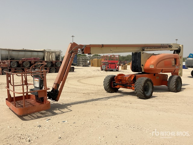 2005 JLG 800 AJ 4WD Diesel Articulating Boom Lift - Дигачка зглобна платформа: слика 1 2005 JLG 800 AJ 4WD Diesel Articulating Boom Lift - Дигачка зглобна платформа: слика 1