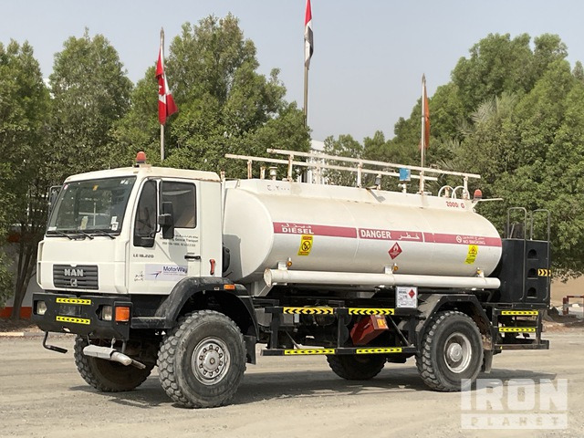 2005 MAN LE18.220 8000 L 4x4 Tanker Truck - Камион цистерна: слика 1 2005 MAN LE18.220 8000 L 4x4 Tanker Truck - Камион цистерна: слика 1