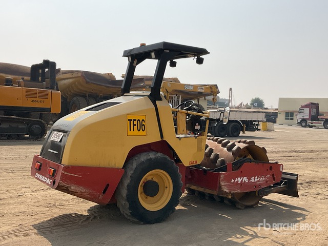 2007 Dynapac CA134PD - Компактор: слика 4 2007 Dynapac CA134PD - Компактор: слика 4