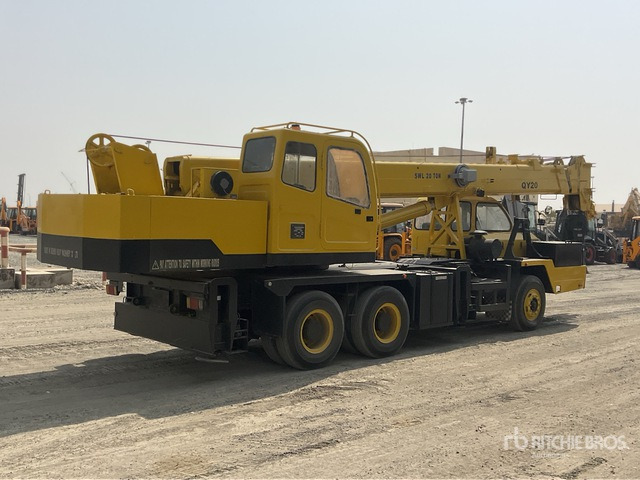 2007 XCMG QY20 20 ton 6x4 Hydraulic Truck Crane - Мобилен кран: слика 4 2007 XCMG QY20 20 ton 6x4 Hydraulic Truck Crane - Мобилен кран: слика 4