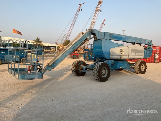2008 Genie Z-135 4WD Diesel Articulating Boom Lift - Дигачка зглобна платформа: слика 1 2008 Genie Z-135 4WD Diesel Articulating Boom Lift - Дигачка зглобна платформа: слика 1