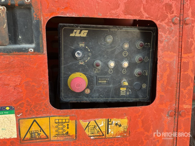 2008 JLG 260MRT 4x4 Diesel Scissor Lift - Кревач ножица: слика 5 2008 JLG 260MRT 4x4 Diesel Scissor Lift - Кревач ножица: слика 5