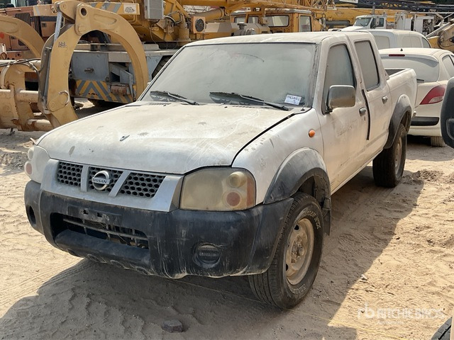 2008 Nissan 4x4 Crew Cab (Inoperable) Pickup - Пикап: слика 2 2008 Nissan 4x4 Crew Cab (Inoperable) Pickup - Пикап: слика 2