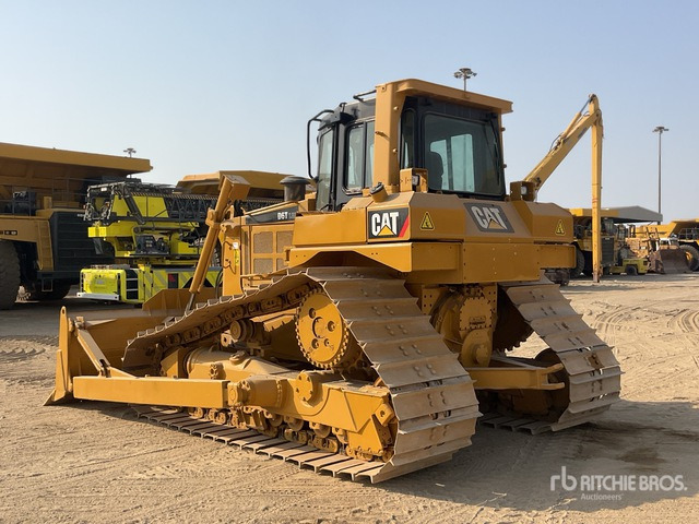 2011 Cat D6TLGP - Булдожер: слика 3 2011 Cat D6TLGP - Булдожер: слика 3