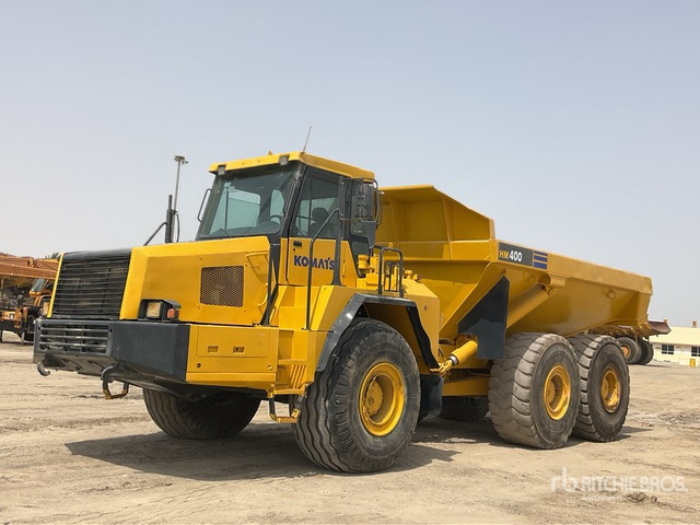 2011 Komatsu HM400-2 - Зглобен истоварувач: слика 1 2011 Komatsu HM400-2 - Зглобен истоварувач: слика 1