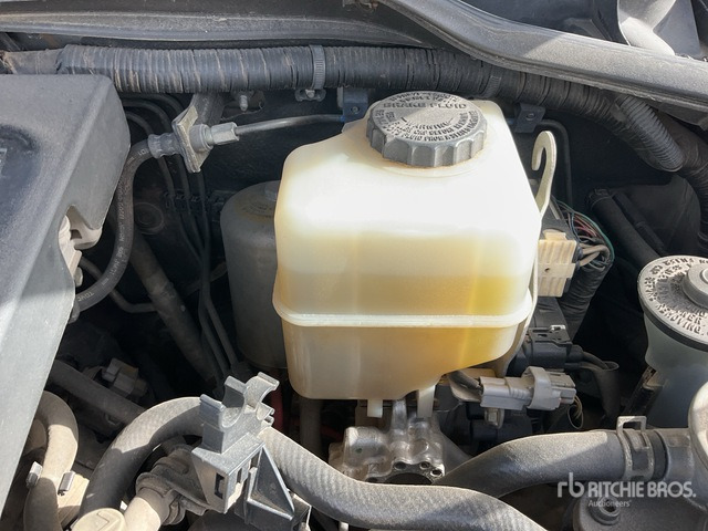 2012 Toyota Land Cruiser GX 200L 4x4 SUV - SUV: слика 4 2012 Toyota Land Cruiser GX 200L 4x4 SUV - SUV: слика 4