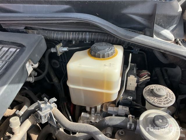 2012 Toyota Land Cruiser GX 200L 4x4 SUV - SUV: слика 4 2012 Toyota Land Cruiser GX 200L 4x4 SUV - SUV: слика 4