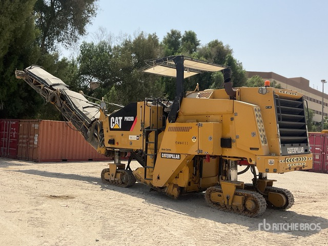 2014 Cat PM-200 Tracked Cold Planer - Асфалтна мелница: слика 4 2014 Cat PM-200 Tracked Cold Planer - Асфалтна мелница: слика 4