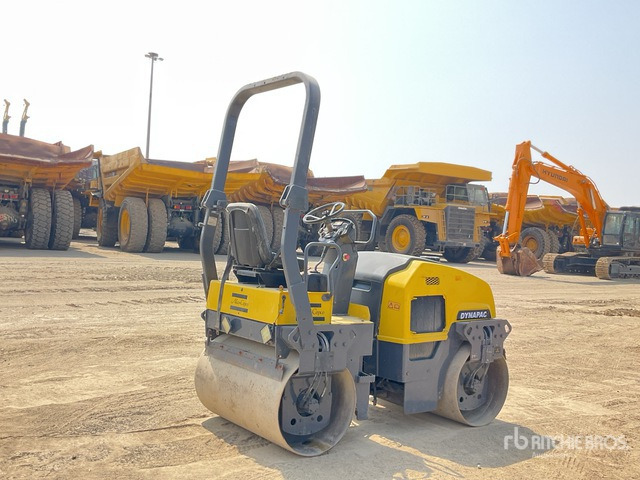 2014 Dynapac CC1200 - Ваљак: слика 4 2014 Dynapac CC1200 - Ваљак: слика 4