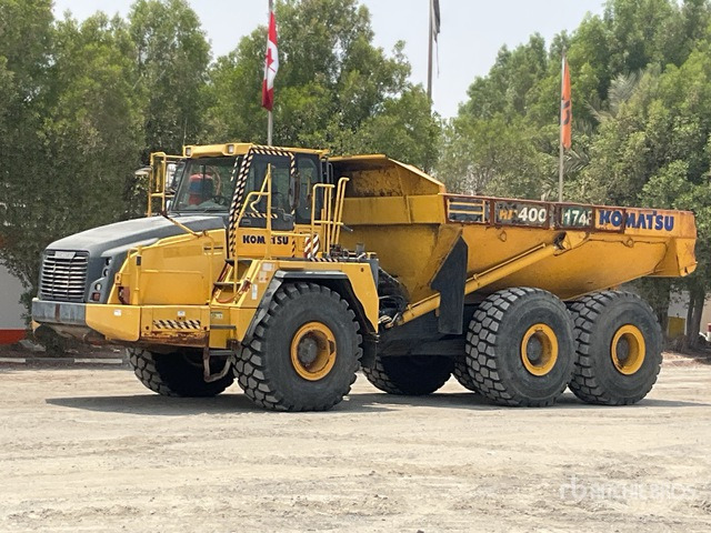 2015 Komatsu HM400-3 - Зглобен истоварувач: слика 2 2015 Komatsu HM400-3 - Зглобен истоварувач: слика 2