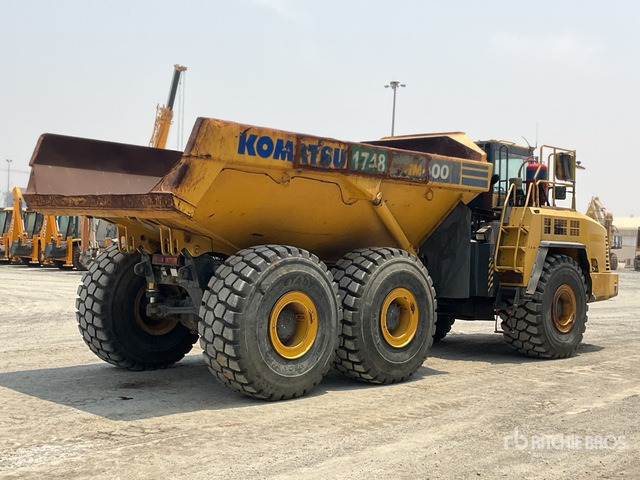 2015 Komatsu HM400-3 - Зглобен истоварувач: слика 3 2015 Komatsu HM400-3 - Зглобен истоварувач: слика 3