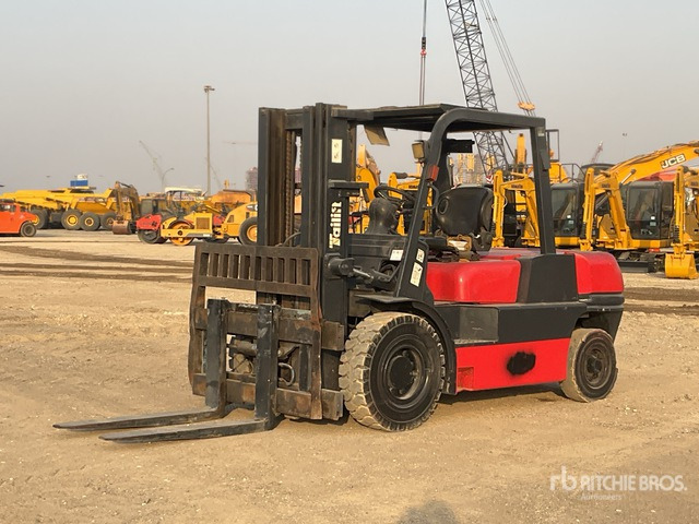 2015 Tailift FD50 5 ton Forklift - Дизел вилушкар: слика 2 2015 Tailift FD50 5 ton Forklift - Дизел вилушкар: слика 2