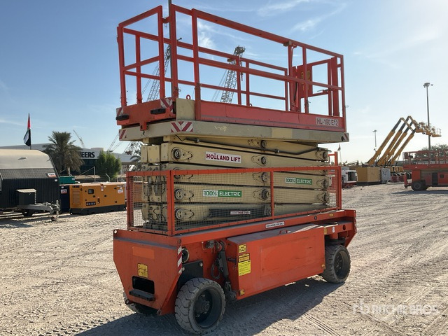 2017 Holland Lift 190E12 4x4 Electric Scissor Lift - Кревач ножица: слика 3 2017 Holland Lift 190E12 4x4 Electric Scissor Lift - Кревач ножица: слика 3