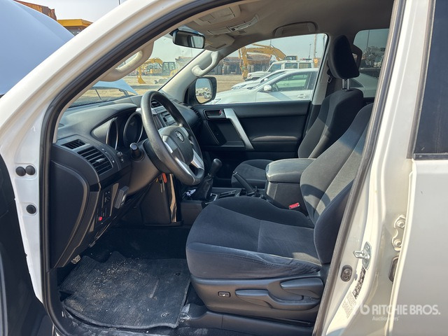 2017 Toyota Prado TX 150L 4x4 SUV - SUV: слика 5 2017 Toyota Prado TX 150L 4x4 SUV - SUV: слика 5