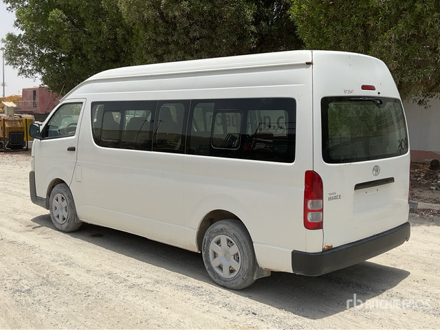 2018 Toyota Hiace High Roof 4x2 16-Seat Mini Bus - Минибус, Патничко комбе: слика 4 2018 Toyota Hiace High Roof 4x2 16-Seat Mini Bus - Минибус, Патничко комбе: слика 4