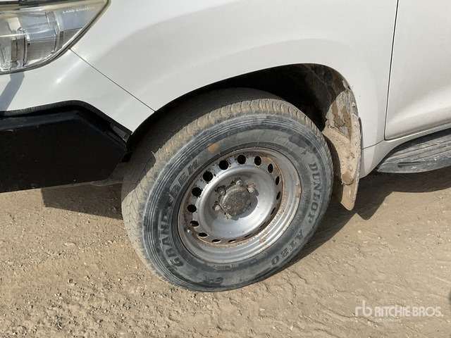 2018 Toyota Prado TX 150L 4x4 SUV - SUV: слика 5 2018 Toyota Prado TX 150L 4x4 SUV - SUV: слика 5