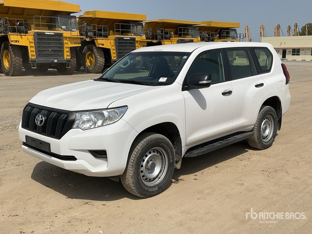 2018 Toyota Prado TX 150L 4x4 SUV - SUV: слика 2 2018 Toyota Prado TX 150L 4x4 SUV - SUV: слика 2