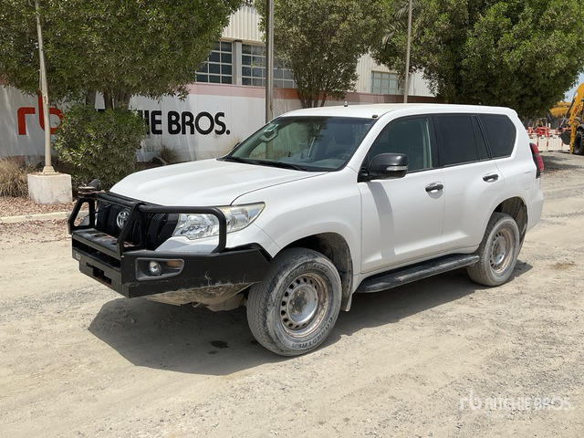 2018 Toyota Prado TX 150L 4x4 SUV - SUV: слика 1 2018 Toyota Prado TX 150L 4x4 SUV - SUV: слика 1
