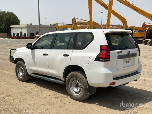 2018 Toyota Prado TX 150L 4x4 SUV - SUV: слика 4 2018 Toyota Prado TX 150L 4x4 SUV - SUV: слика 4