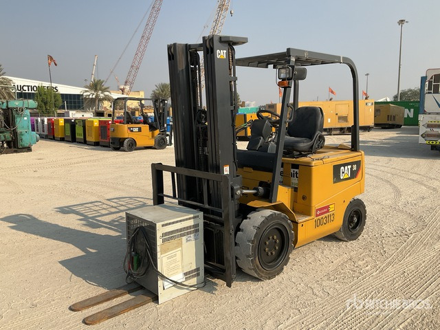 2019 Cat EP30CA1 3 ton Electric Forklift - Електричен вилушкар: слика 1 2019 Cat EP30CA1 3 ton Electric Forklift - Електричен вилушкар: слика 1