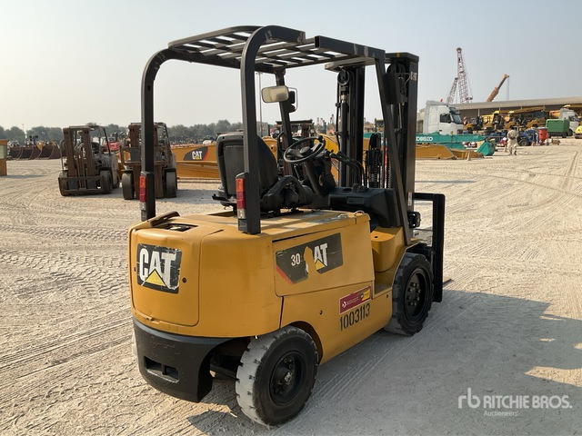 2019 Cat EP30CA1 3 ton Electric Forklift - Електричен вилушкар: слика 3 2019 Cat EP30CA1 3 ton Electric Forklift - Електричен вилушкар: слика 3