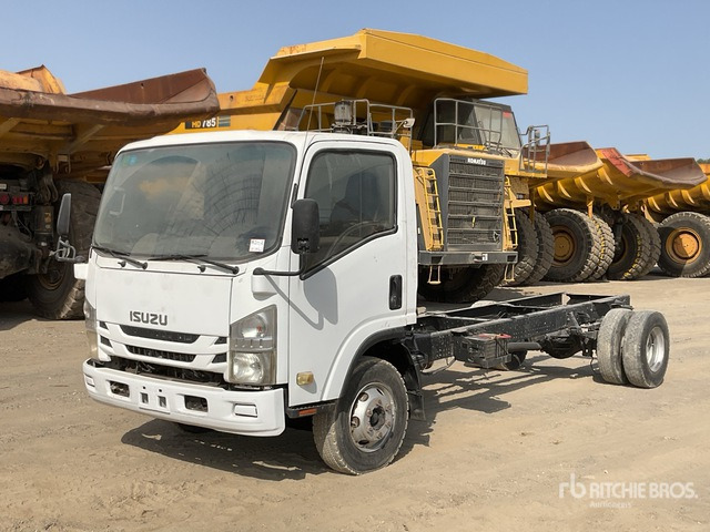 2019 Isuzu NPR 4x2 Cab and Chassis - Камион со кабинска шасија: слика 2 2019 Isuzu NPR 4x2 Cab and Chassis - Камион со кабинска шасија: слика 2