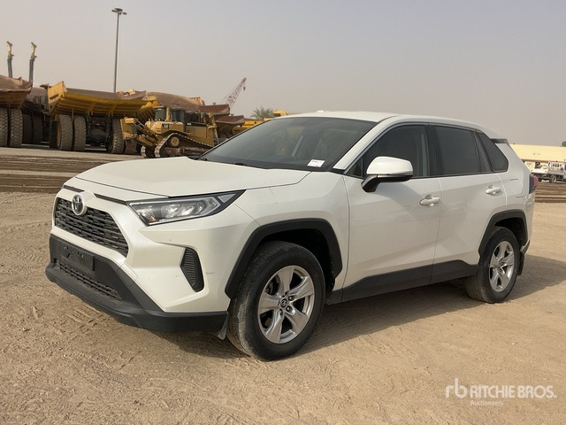 2019 Toyota RAV4 4WD SUV - SUV: слика 2 2019 Toyota RAV4 4WD SUV - SUV: слика 2