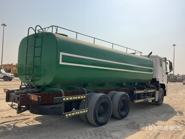 2019 Wuhan ZZ1255N4646E1 20000 L 6x4 Water Truck - Камион цистерна: слика 4 2019 Wuhan ZZ1255N4646E1 20000 L 6x4 Water Truck - Камион цистерна: слика 4